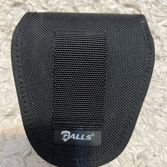 Galls Molded Nylon Handcuff Holder - NWOT - Picture 3 of 3